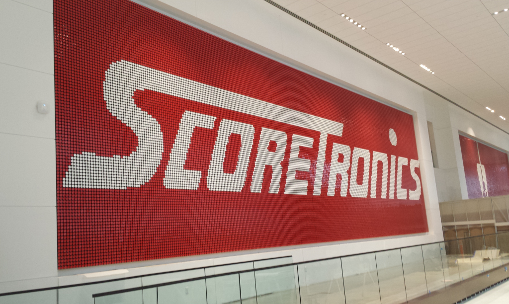 World's Largest Flip Dot Wall/Sign